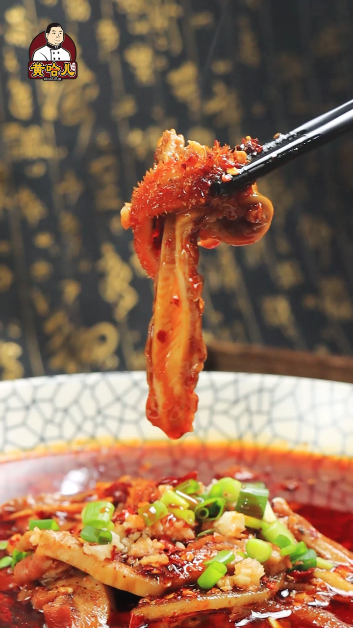 黄哈儿水煮牛杂,点燃夏日就在这一锅里,瞬间征服挑剔味蕾-度小视