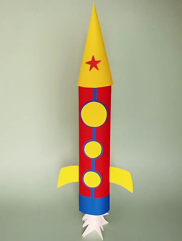 二年级手工作品火箭图片