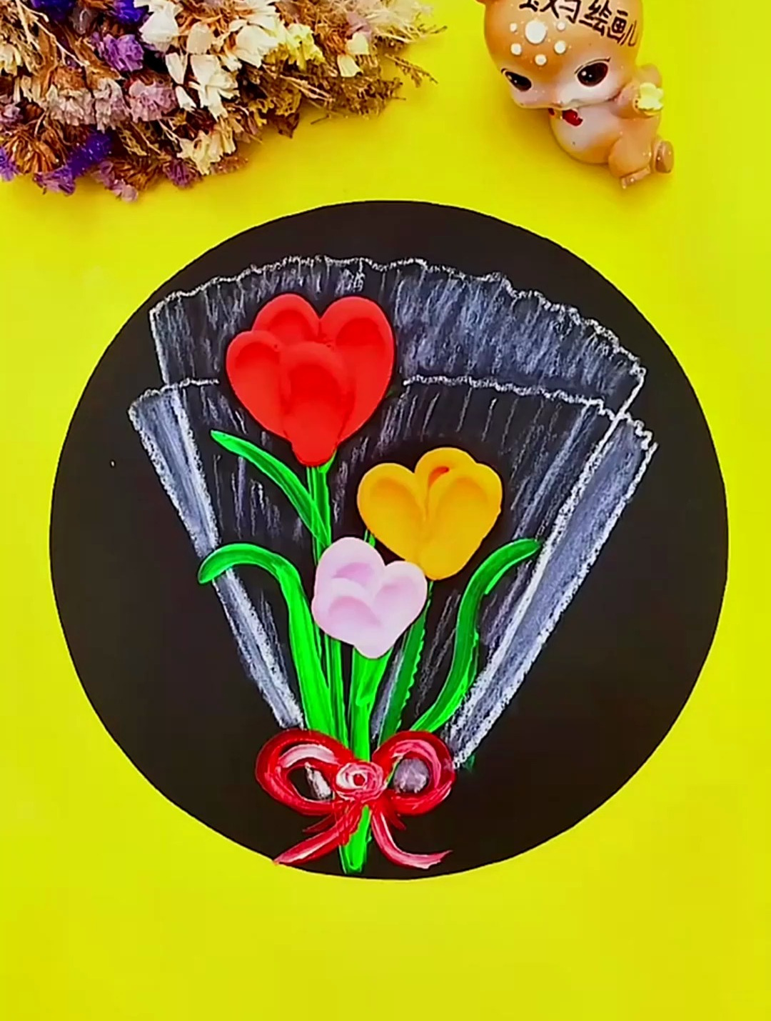 母亲粘土画:简单好学的康乃馨