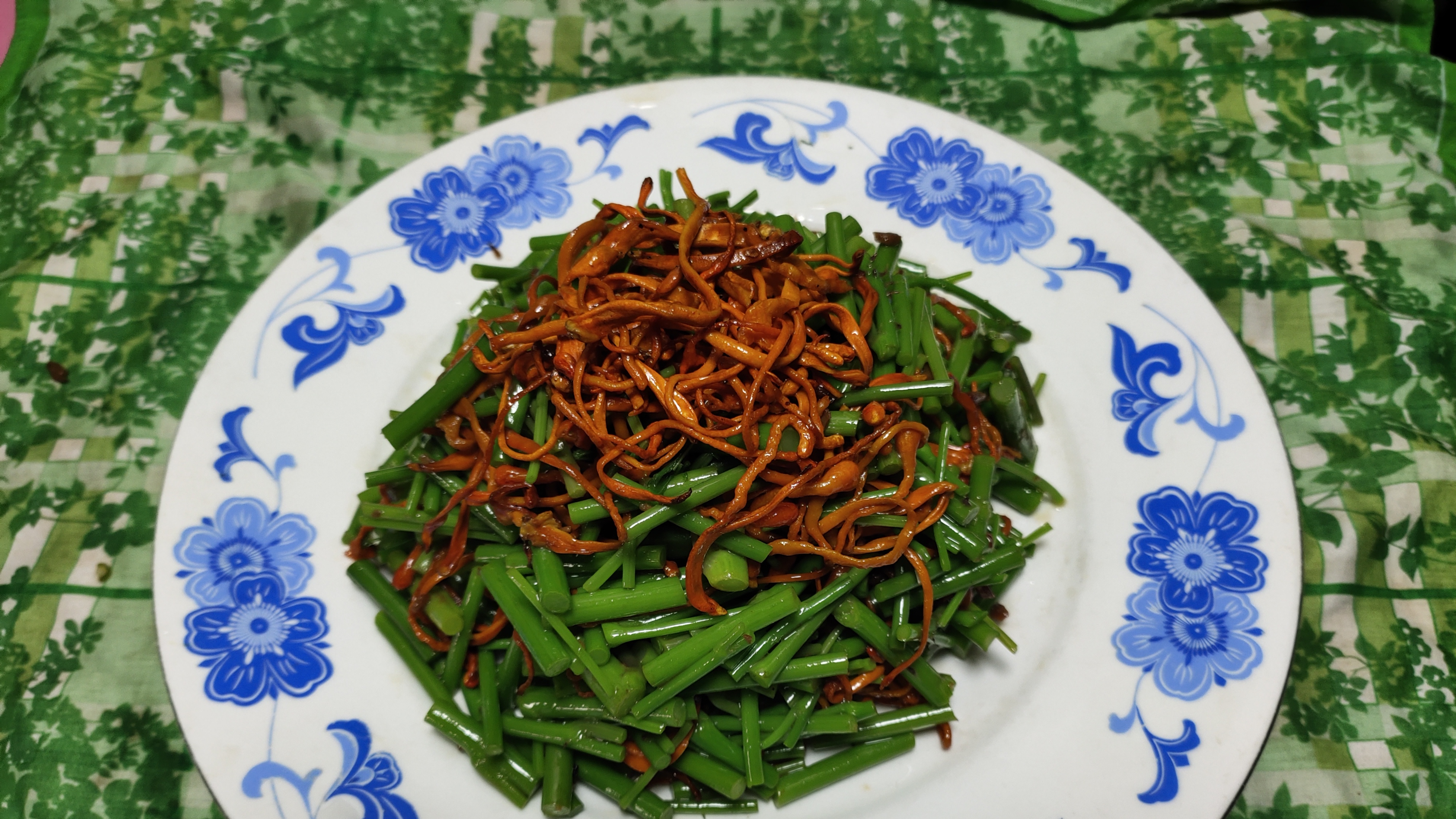 关德财老师教做素菜 刺拐棒拌虫草花