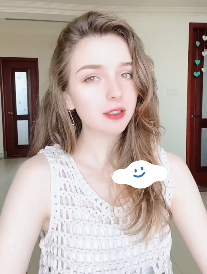 娶了个俄罗斯洋媳妇,我真的觉得中国是一个非常适合安家的地方-度小视