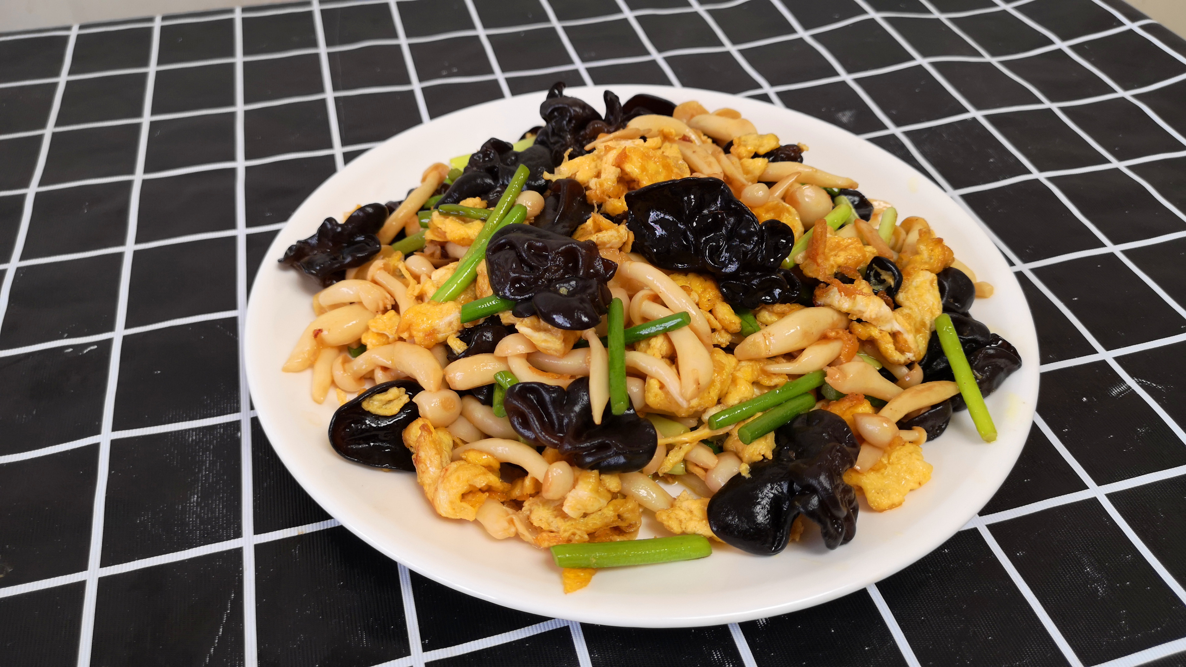 5块钱成本教你做农家素小炒,步骤详细做法简单,美味爽口比肉香