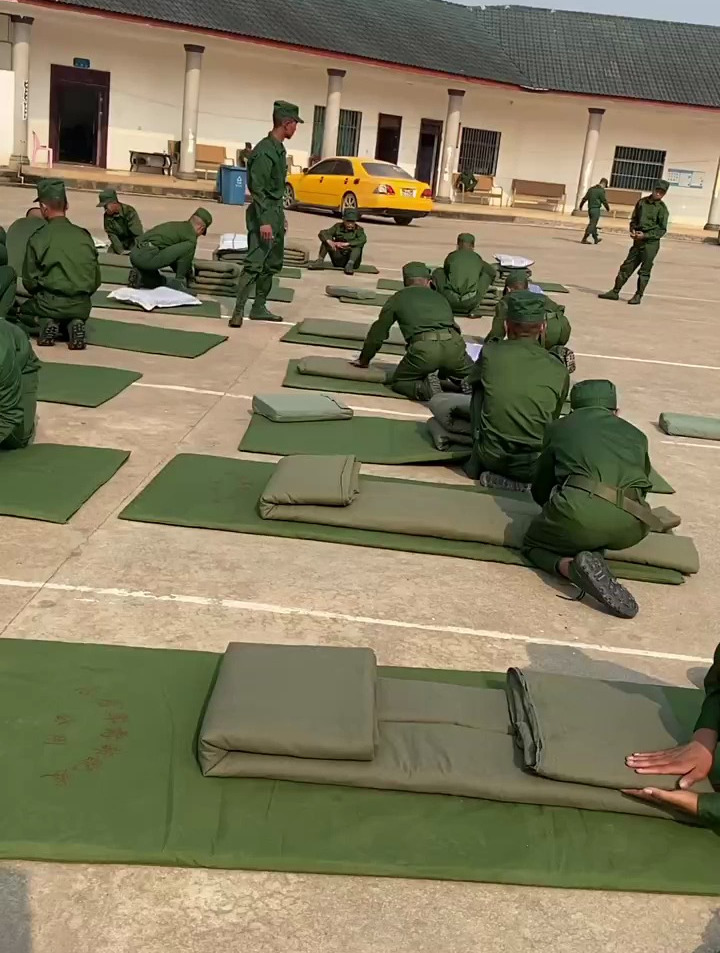 越南新兵,开始整理内务