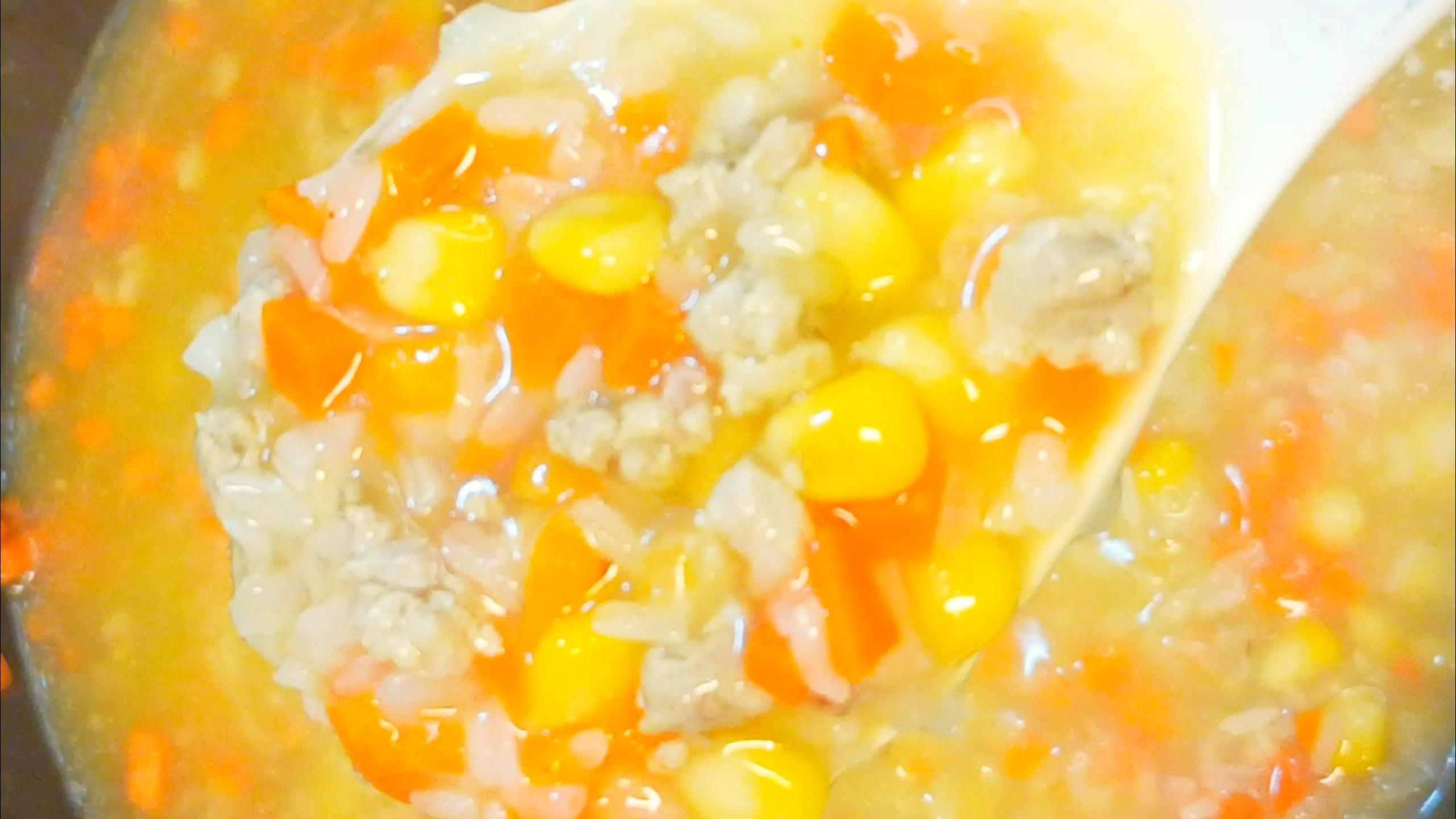 玉米瘦肉粥,这样做味道香甜,养胃暖身营养好!