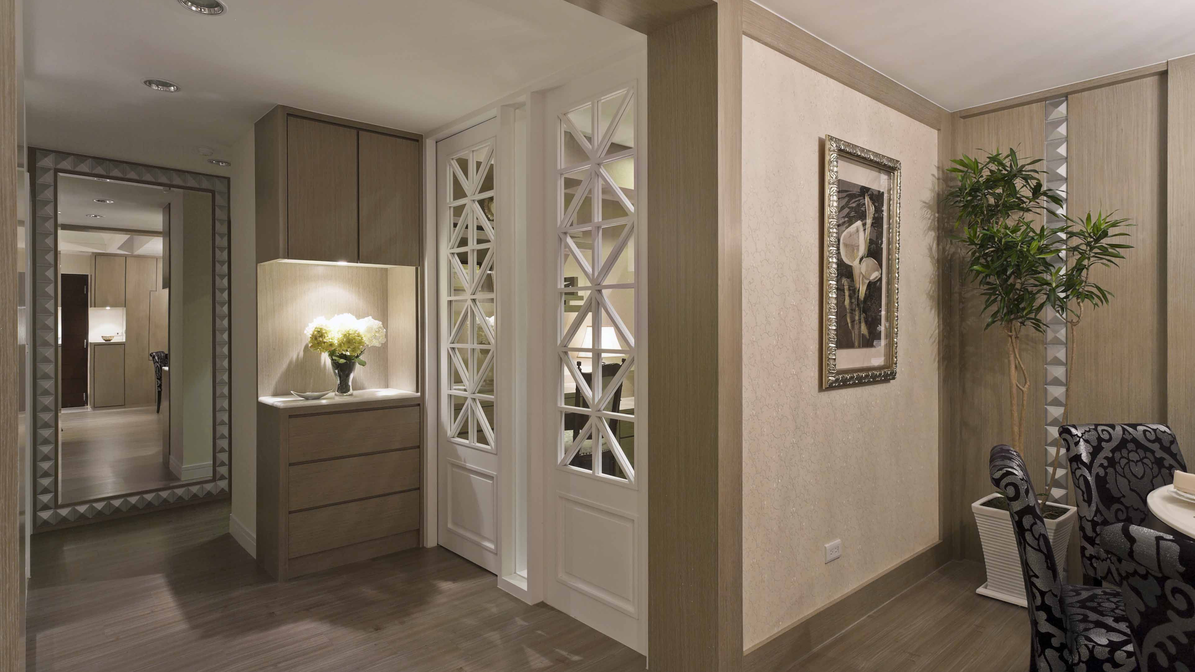 发现镜子摆放的神秘技巧:如何正确摆放镜子,让你的家更完美!