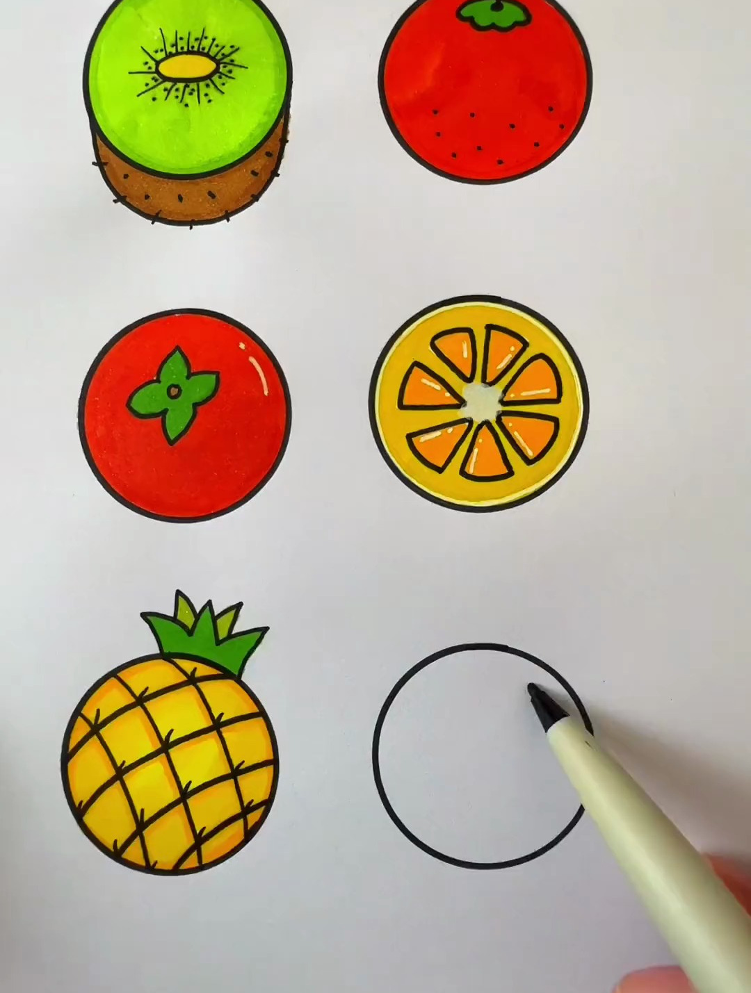 一起用圆画各种水果