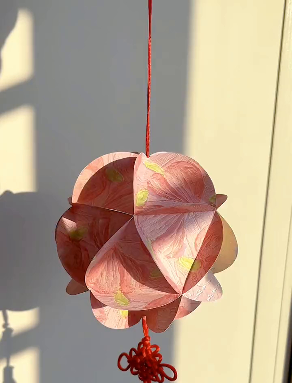 随手拿张便签纸,和孩子一起动手做元宵灯笼,超简单!