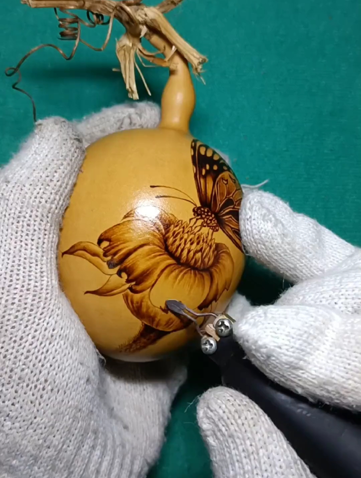 传统文化烙画葫芦,蝴蝶,谢谢各位支持!-度小视