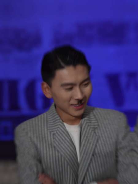 重回1990之破烂大王男子嗜赌成性妻女离散后悔后重回过去77