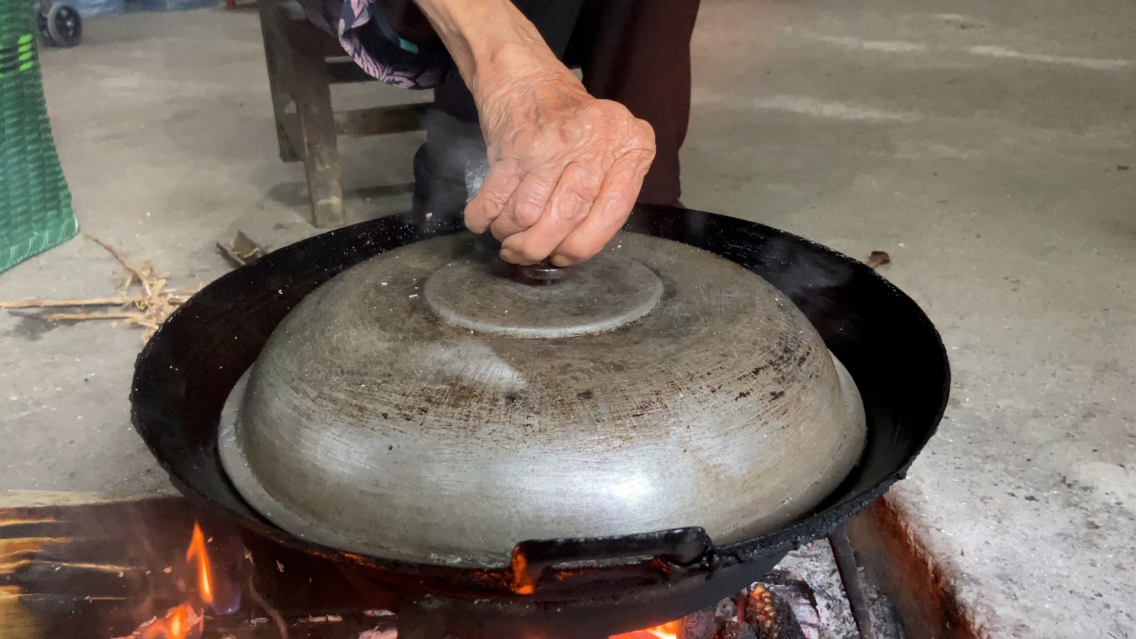 吃了半辈子的早餐,在农村见到这种做法,真是贫穷限制了想象