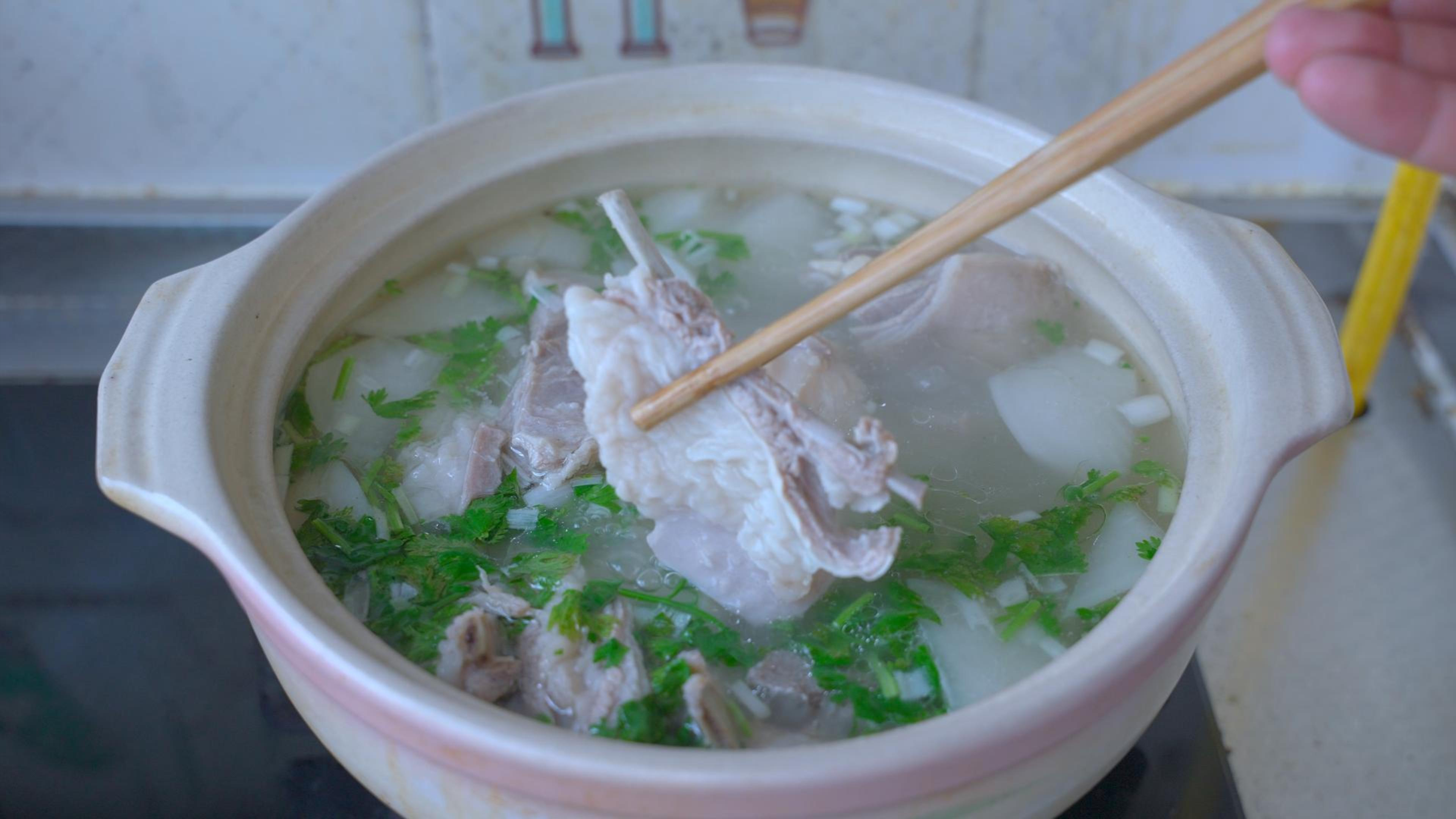 炖羊肉牢记4放4不放,保证出锅软烂入味又无膻味,这才是正宗方法