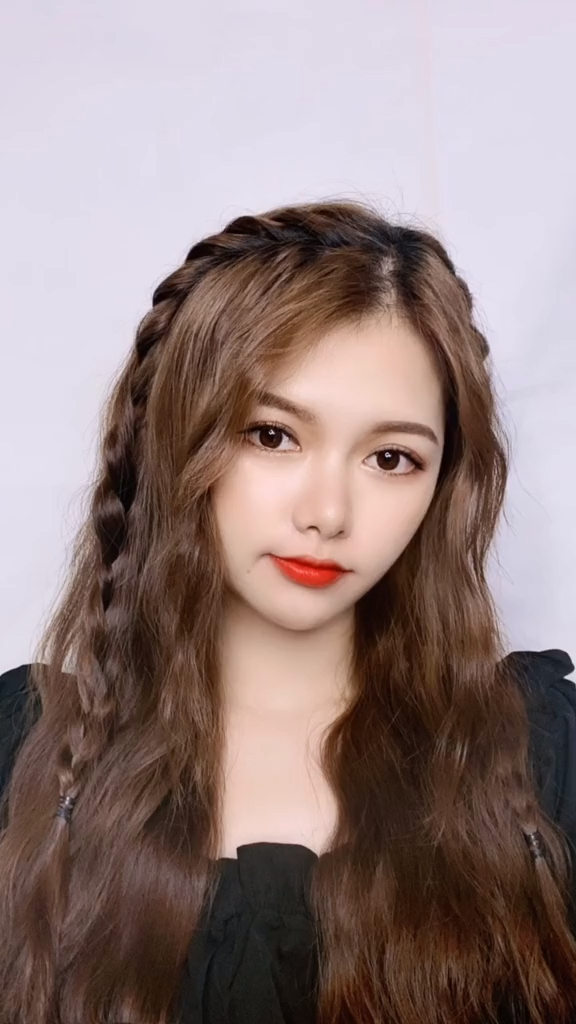 超酷女团风发型侧编慢教程 又飒又美-度小视