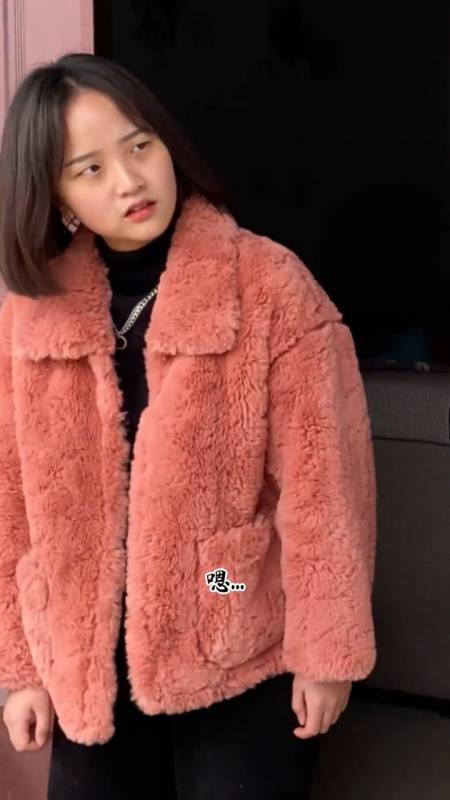 2022-07-010是杨梦琪53粉丝  关注名字就很孤独旅游41.