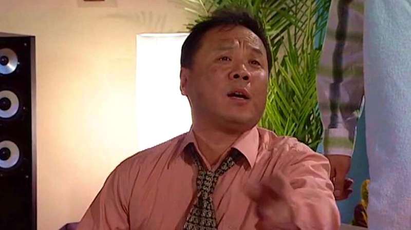 盘点家有儿女戴天高搞笑片段，戴天高和外国友人交谈化身翻译官,影视,喜剧片,好看视频