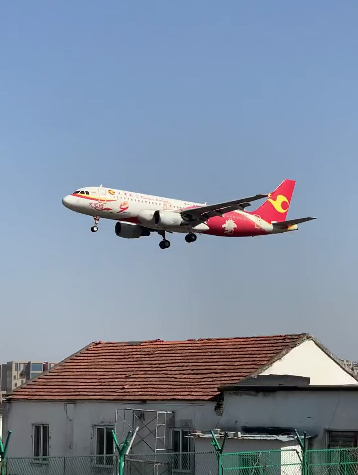 天津航空 大运号 宁波机场a320