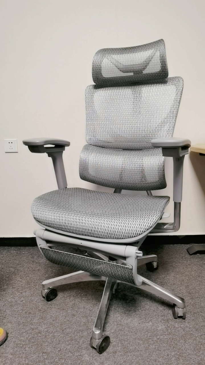 椅子脚托的重要性,ergosmart脚托功能使用介绍-度小视