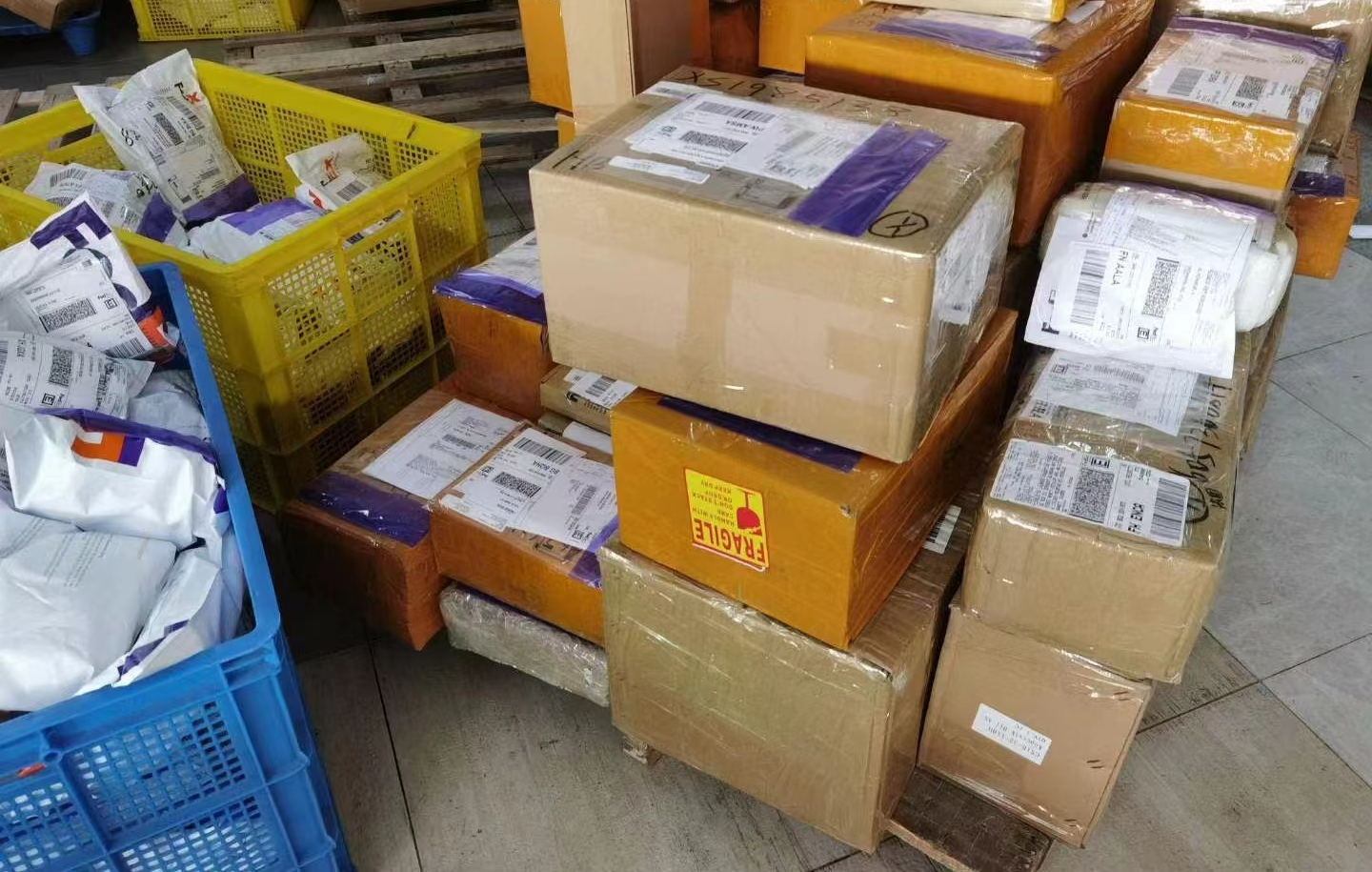 国际快递加拿大到东莞