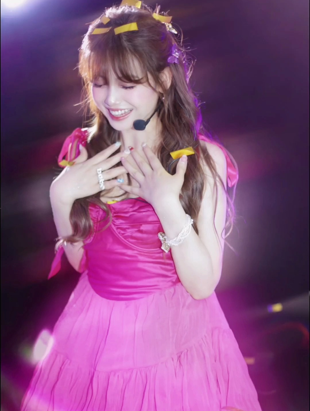 浅试一下明星打歌舞台