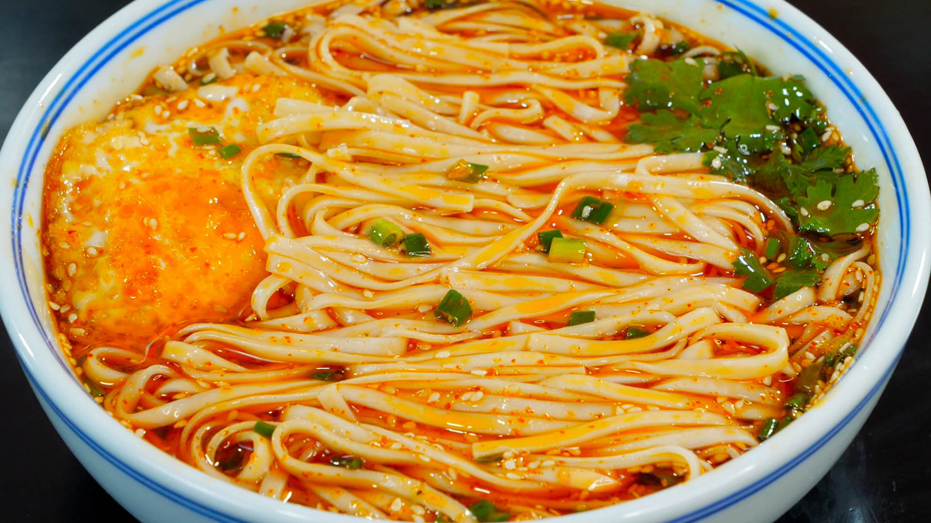 早餐喜欢吃面条的一定要收藏,教你在家简单一做,色香味俱全