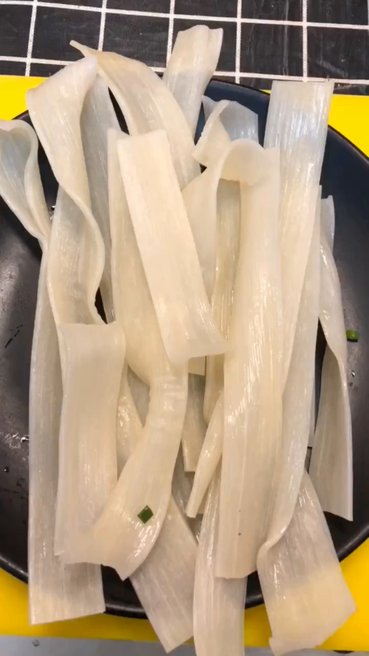 网红麻酱大宽粉,老好吃了