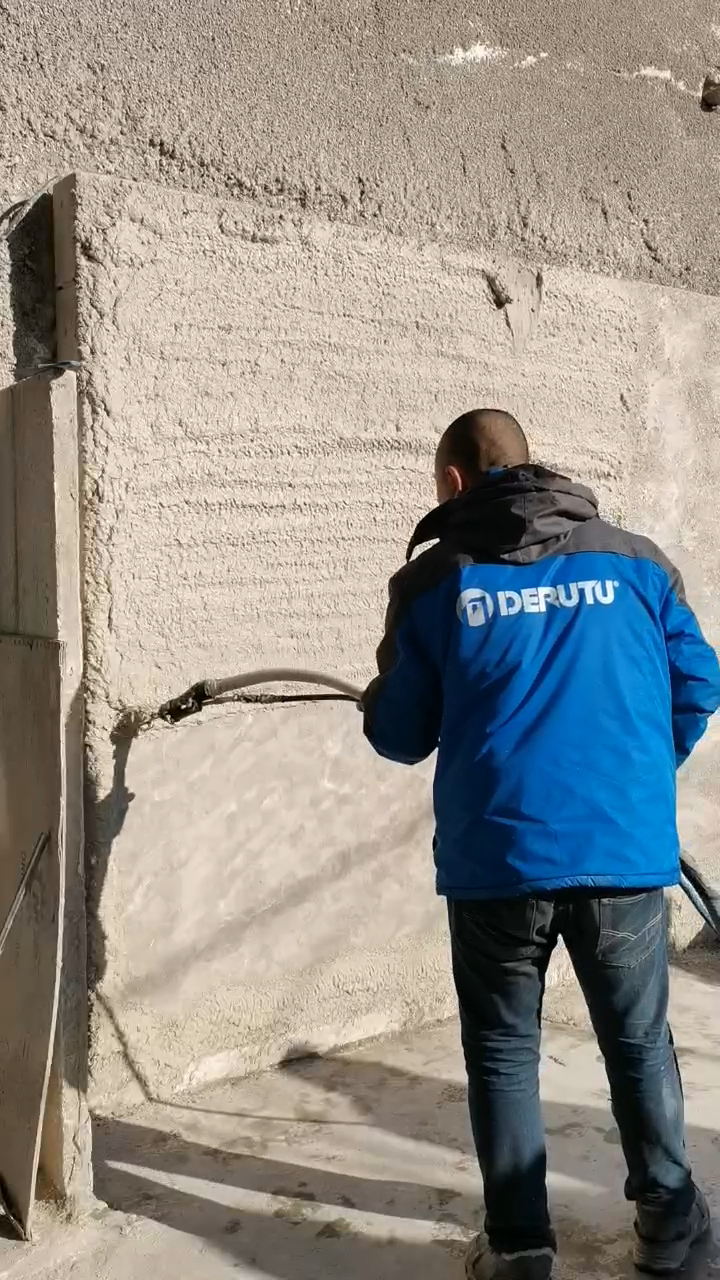 干湿通用 机喷石膏喷涂机现场详细操作视频 减少人工提高施工效率