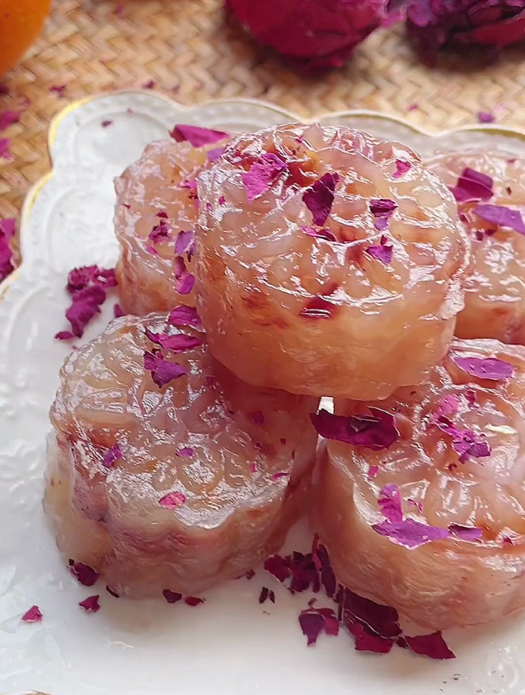 超级q弹的玫瑰水晶糕,只需要西米就可以完成,来点动手试试吧-度小视