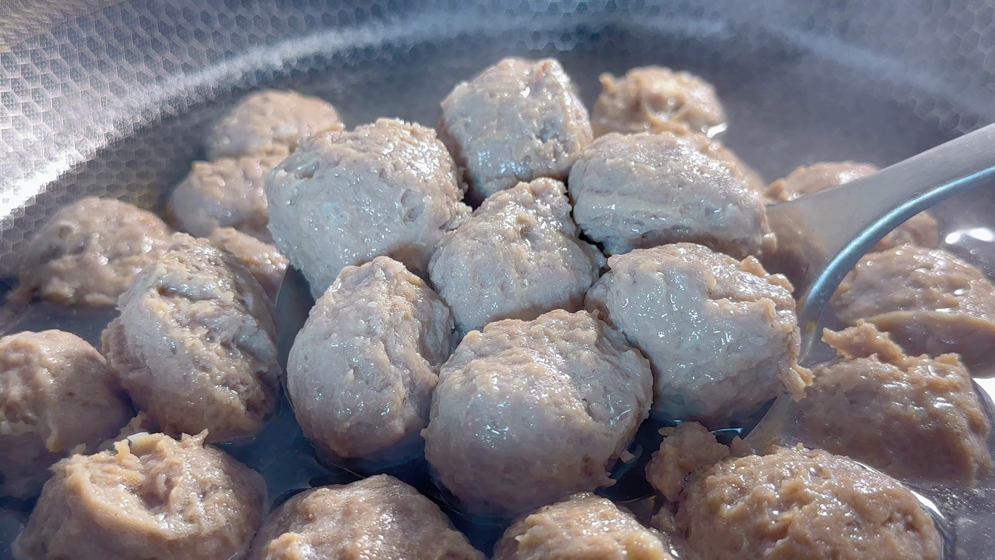 想吃牛肉丸子别出去买了,教你在家做,Q弹筋道,好吃营养无添加