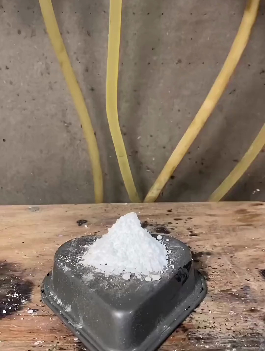 这种近乎纯白色火焰很漂亮!