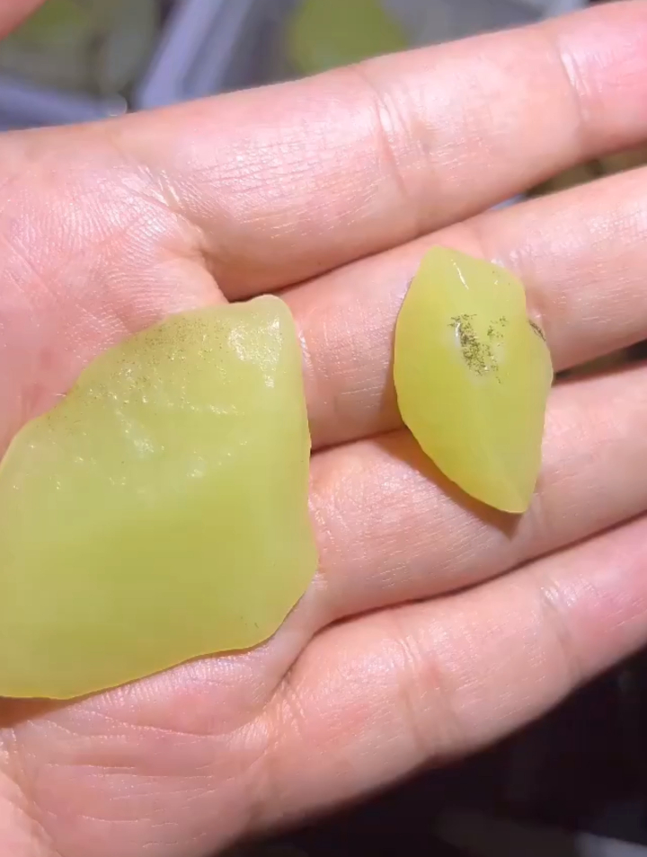 黄玉戈壁料奢侈品,真不多见了!-度小视