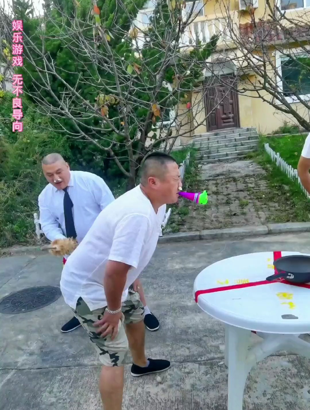 儿时的回忆之鸡毛掸子抽屁股,那酸爽的感觉太到位了