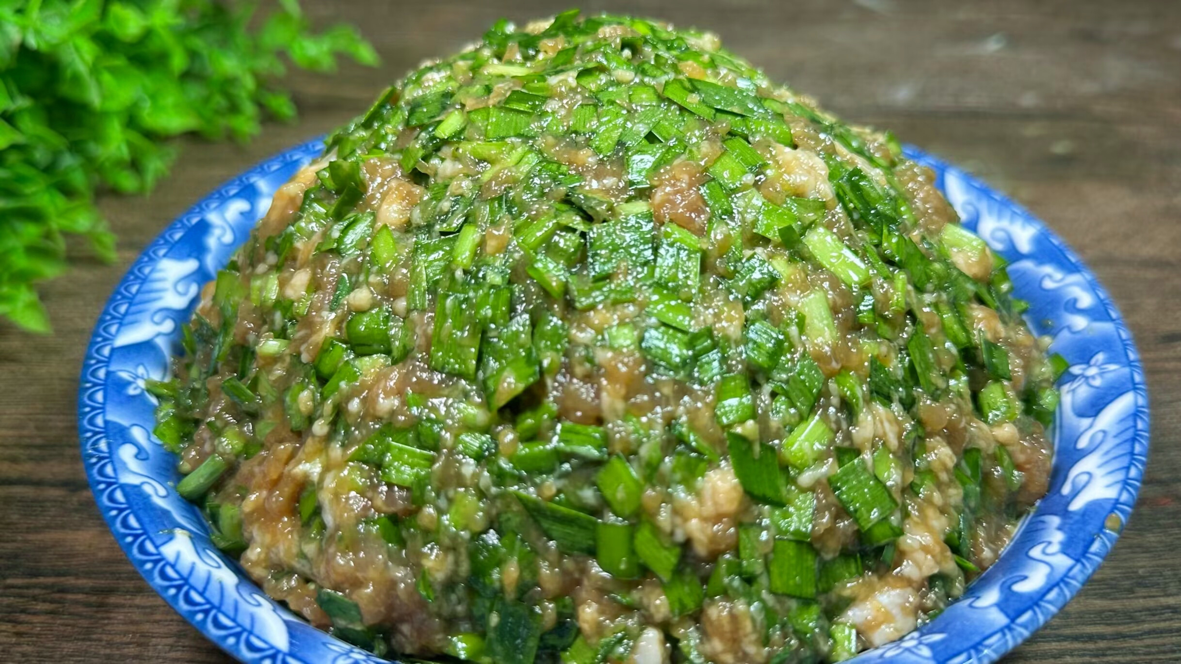 韭菜饺子馅好吃有诀窍,教你30年饺子馆不外传秘方,一口一个真香