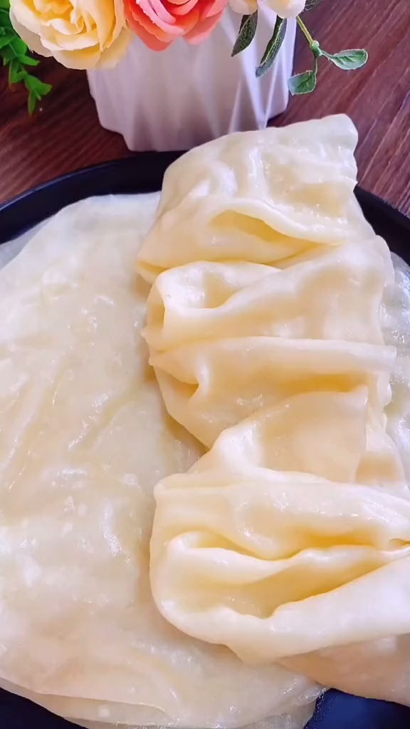 今天给大家分享水蒸饼的做法,卷肉卷菜都好吃,赶紧一起来学吧-度小视