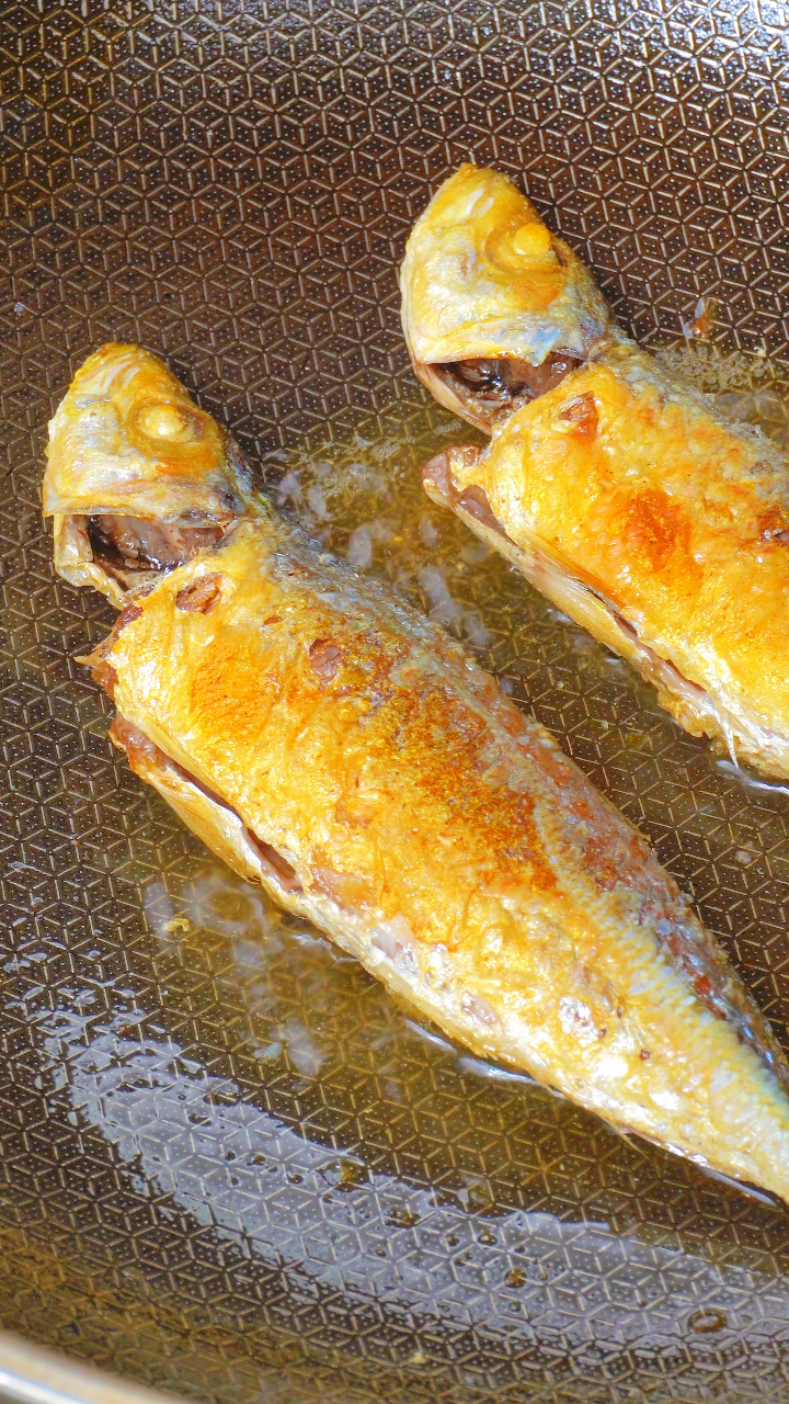 香煎巴浪鱼的做法低成本高配置的早餐比泡面还要便宜