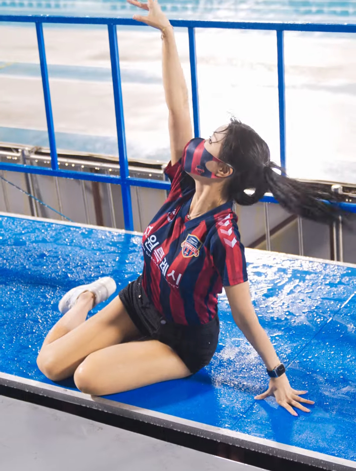 水原fc啦啦队队长柳贤珠啦啦队表演无所畏惧-度小视