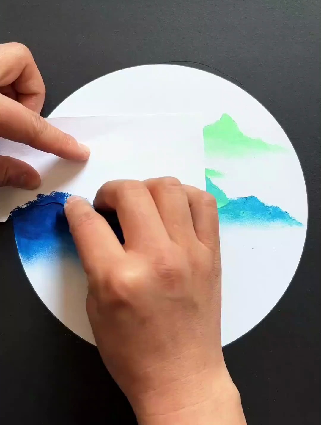 撕纸的方法 画山水风景,简单有意境