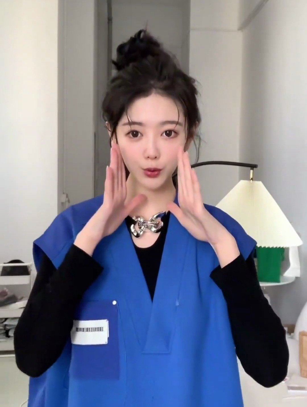 2021的最后一个月不许留遗憾和你相守到老手势舞 原相机-度小视