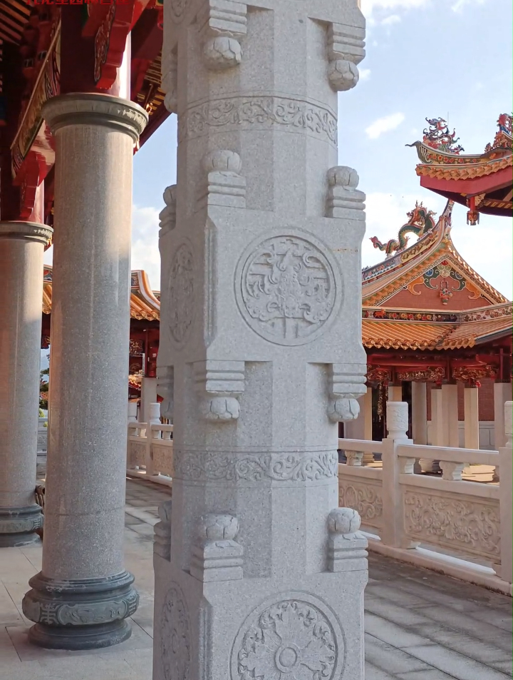 石雕柱子雕花 寺庙柱子装饰效果图古建筑之美-度小视