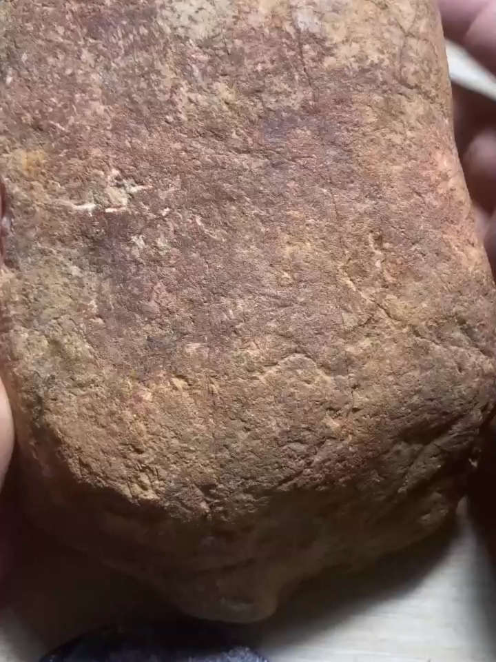 34公斤木那杨梅皮手镯料全身红雾