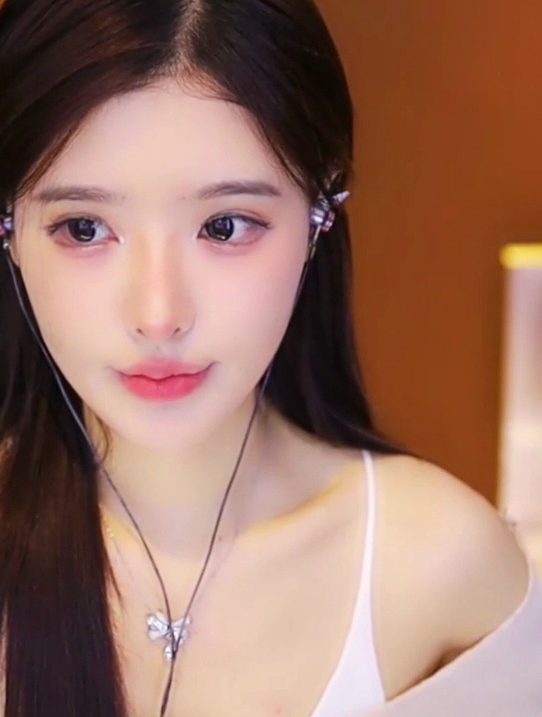助眠 酥麻揉耳朵敏感催眠发声