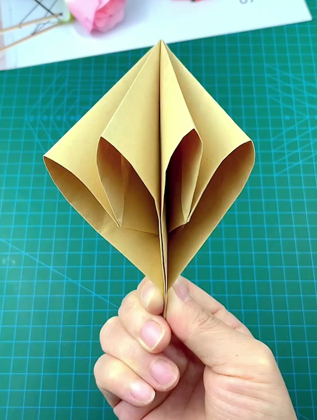 童年的折纸双响炮,你还记得怎么折吗 手工折纸-度小视