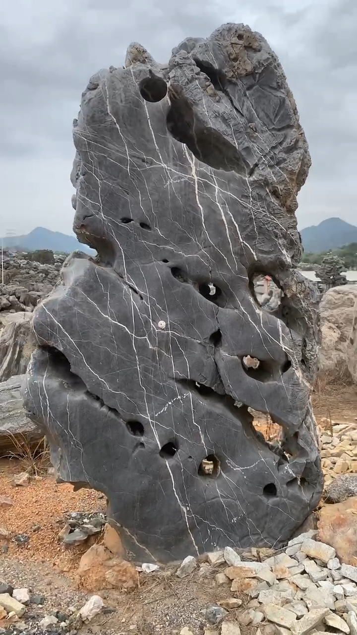 大型太湖石景观石,窟窿石