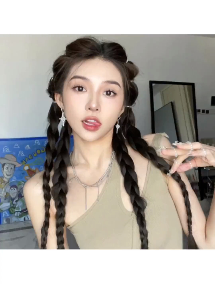 夏日氛围感辣妹编发,特显发量-度小视