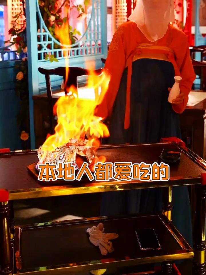 来西安旅游,这地方可以吃遍陕菜代表