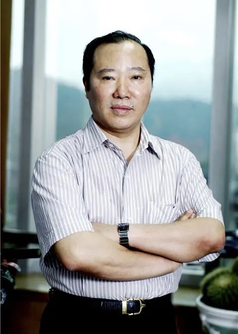 茅台集团原董事长袁仁国受贿案细节曝光受贿物品40多人清点一天一夜