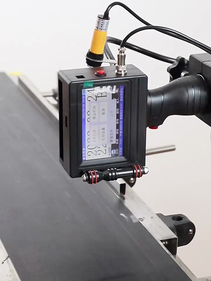 智能小型在线喷墨喷码机 适合瓶盖纸盒塑料袋平面生产日期的喷印