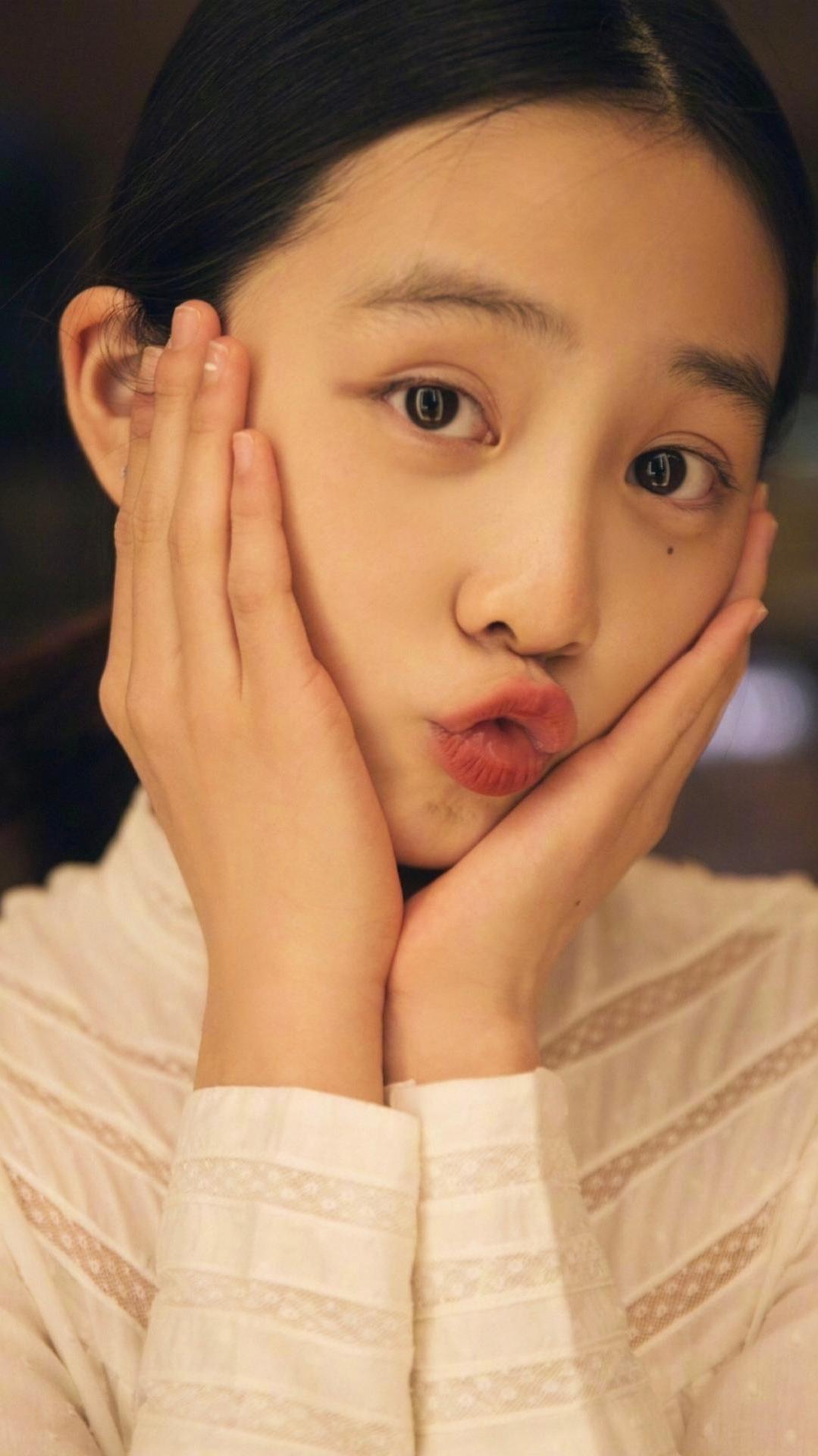 黄多多(黄忆慈),黄磊14岁的女儿,女大十八变-度小视