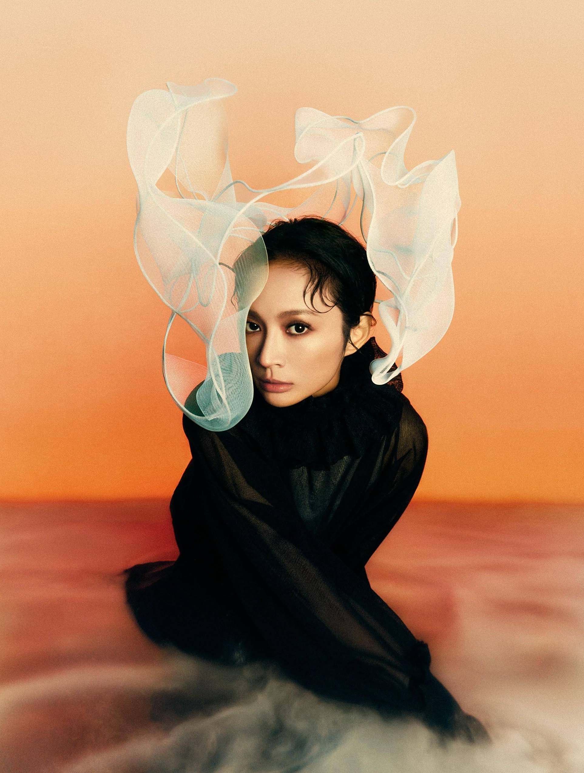 詹雯婷:出道即巅峰 却被飞儿乐队踢出局,如今凭一首歌涅盘重生1-度小