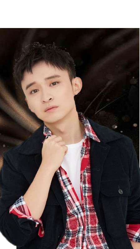 "京圈太子"董子健:90后影帝,母亲是圈内大佬,今27岁身家过亿-度小视