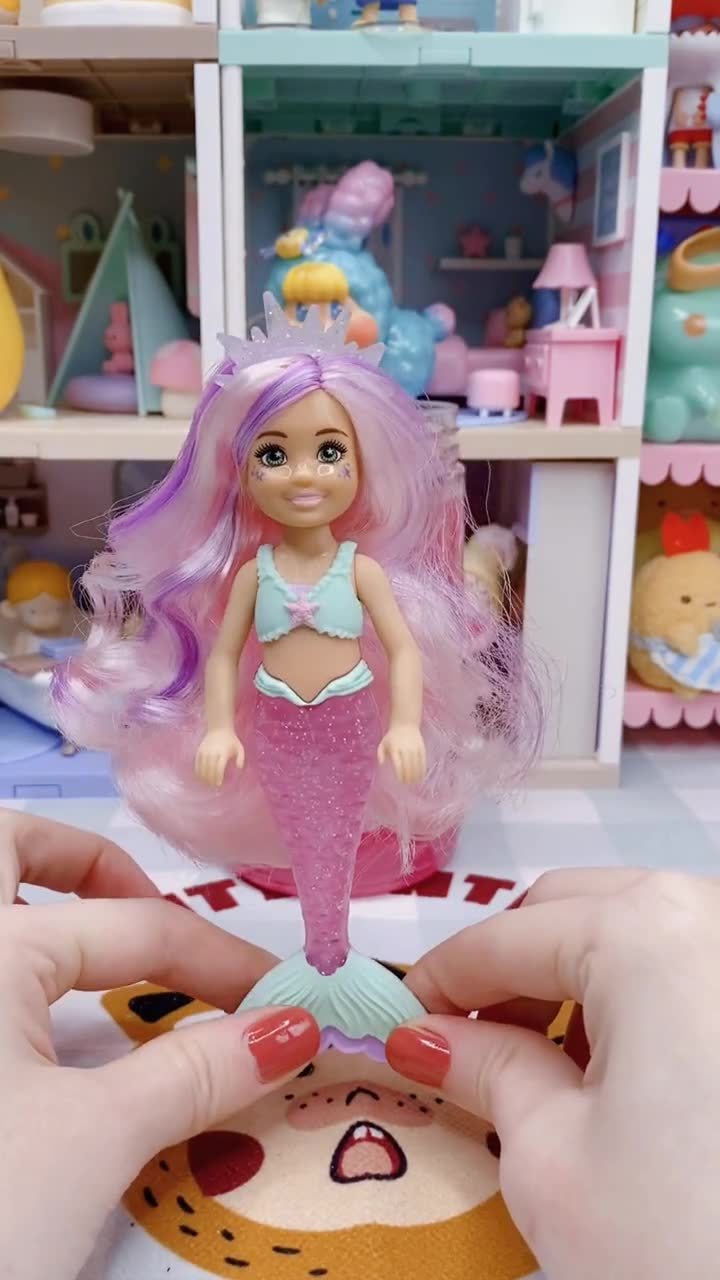 水溶芭比最新美人鱼系列来了一起泡澡吧