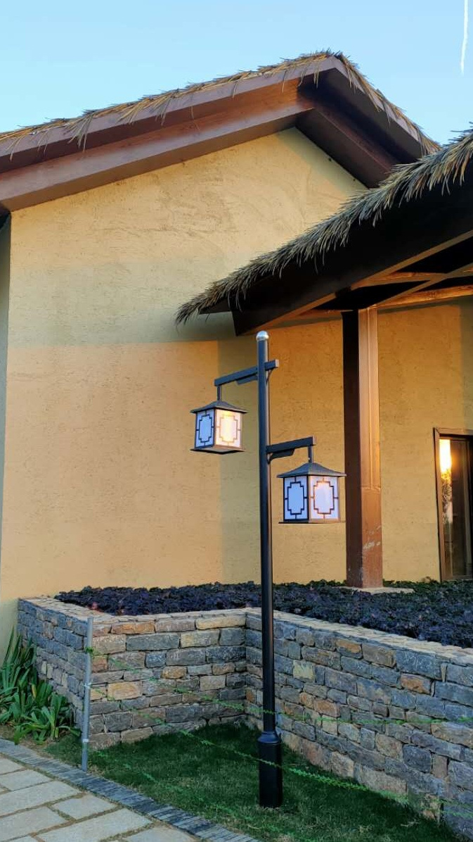 泥巴都这样玩了?你见过吗建筑装修黄泥墙漆